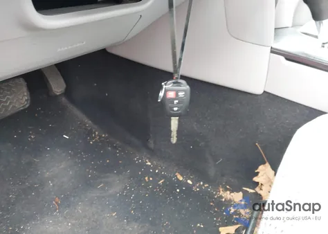 2012 Toyota Camry Le z USA, uszkodzony, nr VIN 4T1BF1FK0CU528751